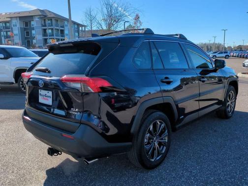 2023 Toyota RAV4 Hybrid XLE Premium