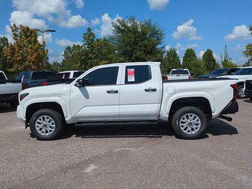 2025 Toyota Tacoma SR