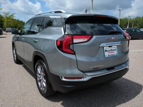 2023 GMC Terrain SLT