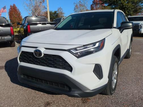 2023 Toyota RAV4 LE