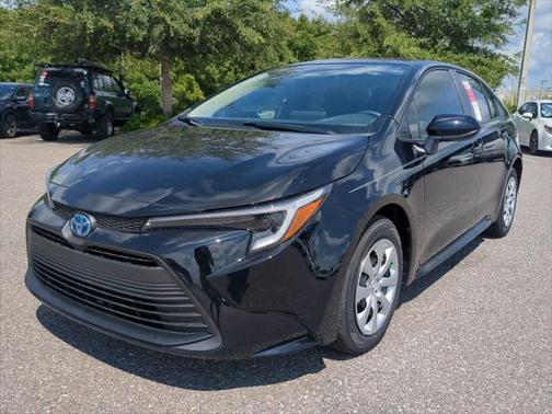 2025 Toyota Corolla Hybrid LE