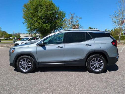 2023 GMC Terrain SLT