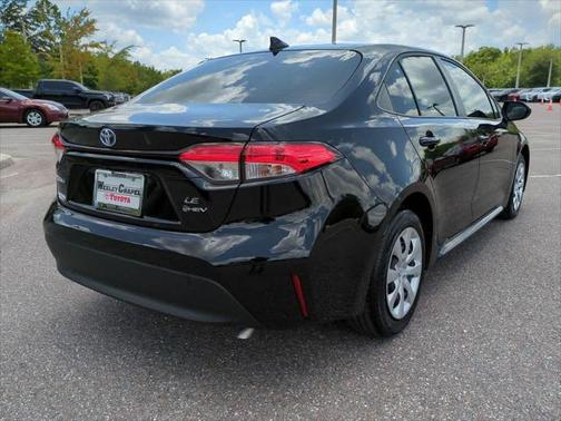2025 Toyota Corolla Hybrid LE