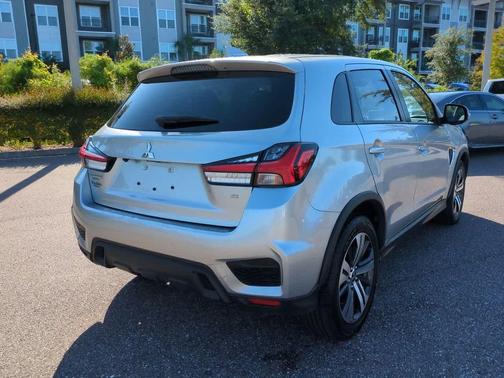 2024 Mitsubishi Outlander Sport SE