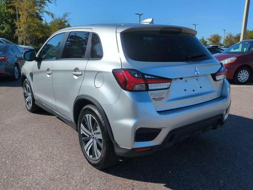 2024 Mitsubishi Outlander Sport SE