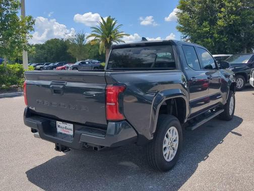 2025 Toyota Tacoma SR5
