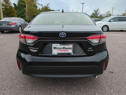 2025 Toyota Corolla Hybrid LE