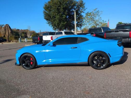 2023 Chevrolet Camaro RWD Coupe LT1