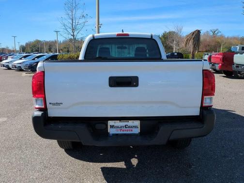 2017 Toyota Tacoma SR