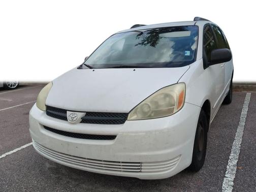 2004 Toyota Sienna LE
