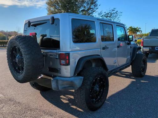 2017 Jeep Wrangler Unlimited Smoky Mountain 4x4