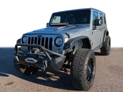 2017 Jeep Wrangler Unlimited Smoky Mountain 4x4