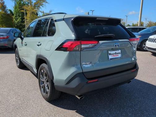 2023 Toyota RAV4 Hybrid XLE Premium