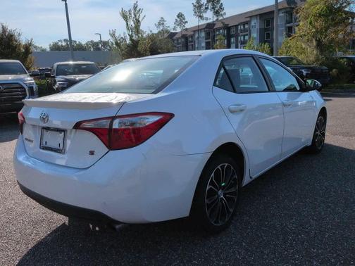 Super White 2015 Toyota Corolla S Plus