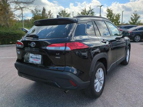 2023 Toyota Corolla Cross LE