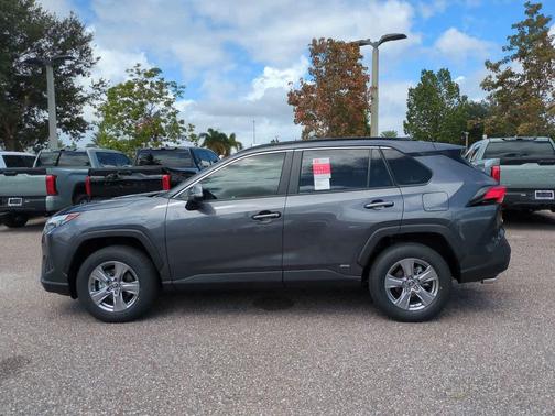 2025 Toyota RAV4 Hybrid LE