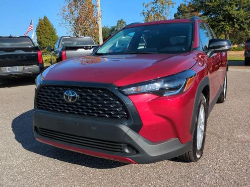 2025 Toyota Corolla Cross LE