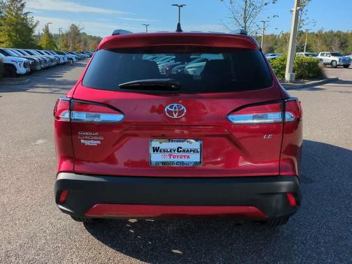 2025 Toyota Corolla Cross LE