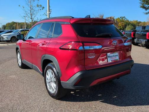 2025 Toyota Corolla Cross LE