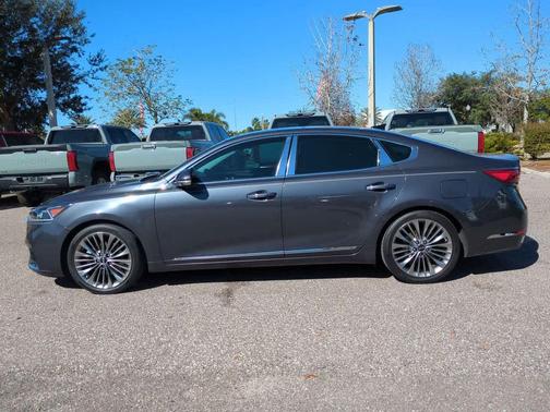 2019 Kia Cadenza Limited