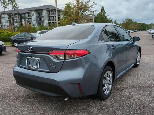 2025 Toyota Corolla Hybrid SE