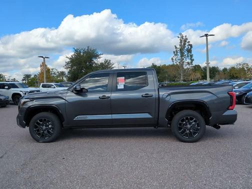 2026 Toyota Tundra Hybrid Platinum