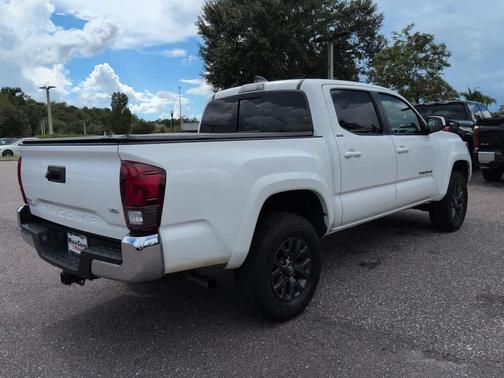 Ice Cap 2023 Toyota Tacoma SR5