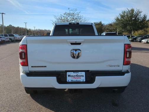 2024 RAM 3500 Big Horn Crew Cab 4x4 8' Box