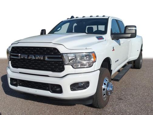 2024 RAM 3500 Big Horn Crew Cab 4x4 8' Box