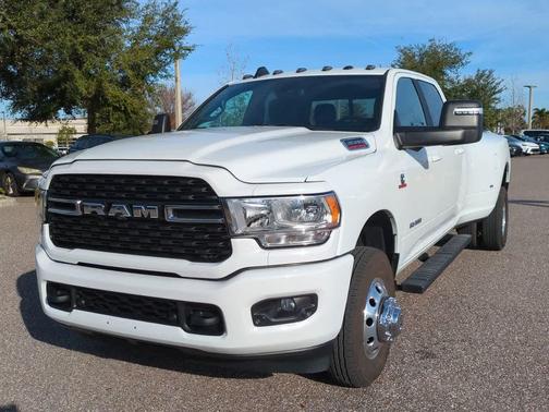 2024 RAM 3500 Big Horn Crew Cab 4x4 8' Box