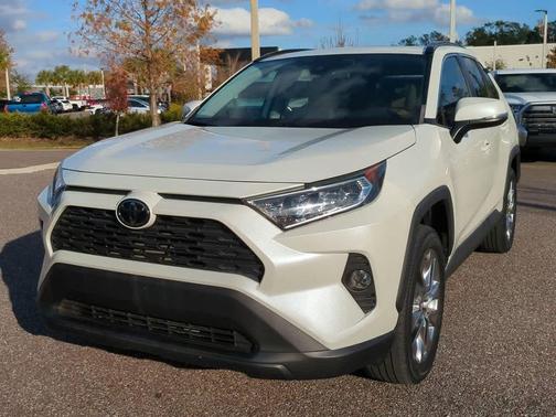 2021 Toyota RAV4 XLE Premium