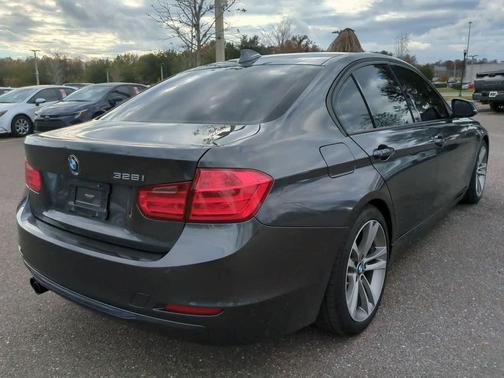 2013 BMW 328 328i