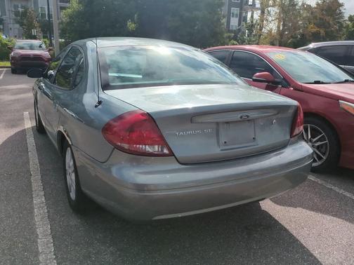 2007 Ford Taurus SE