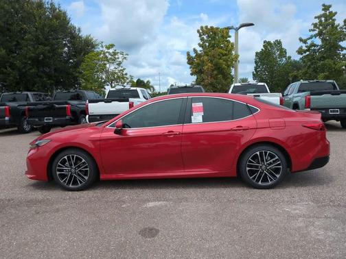 2025 Toyota Camry XLE