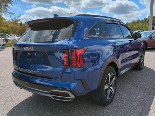 2022 Kia Sorento S