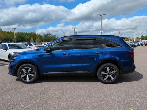 2022 Kia Sorento S