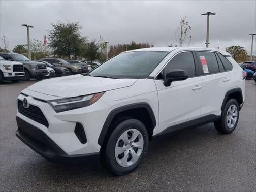 2025 Toyota RAV4 LE