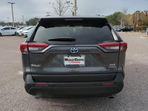 2024 Toyota RAV4 Hybrid XLE