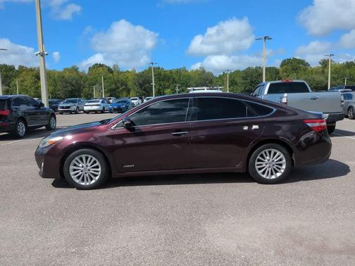 2013 Toyota Avalon Hybrid XLE Touring