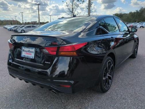 2025 Nissan Altima SR AWD