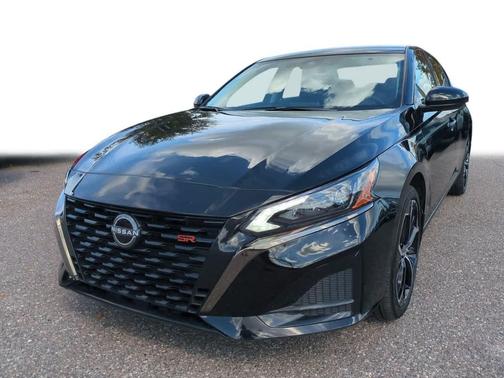 2025 Nissan Altima SR AWD