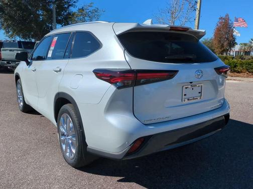 2026 Toyota Highlander Limited