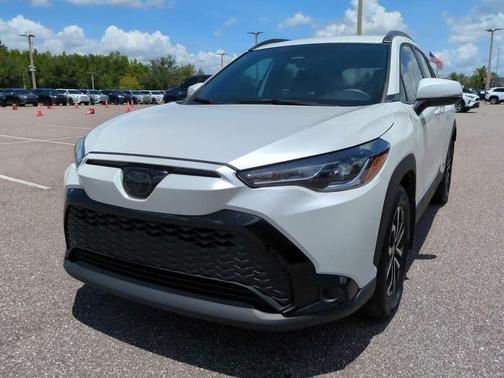 2024 Toyota Corolla Hybrid SE