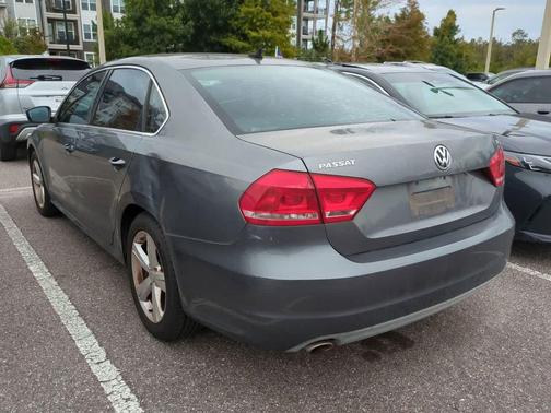 2013 Volkswagen Passat 2.5 SE