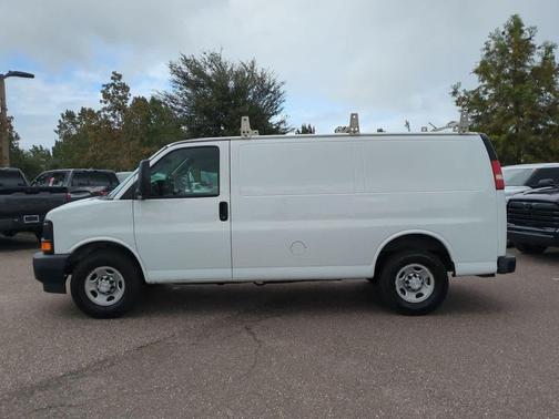 2017 Chevrolet Express 2500 Work Van
