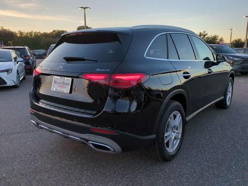 2023 Mercedes-Benz GLC 300 4MATIC