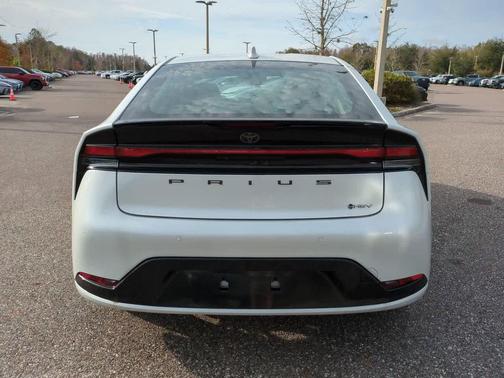 2025 Toyota Prius XLE