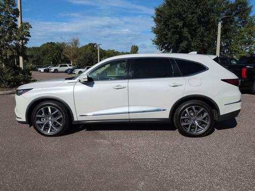 Platinum White Pearl 2023 Acura MDX Technology Package