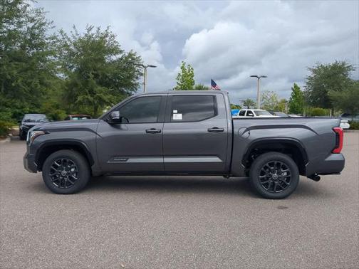 2025 Toyota Tundra Hybrid Platinum