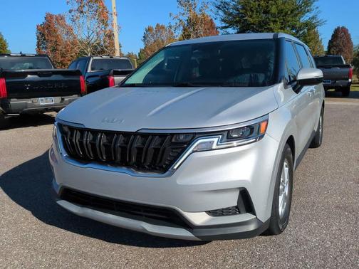 2022 Kia Carnival LXS